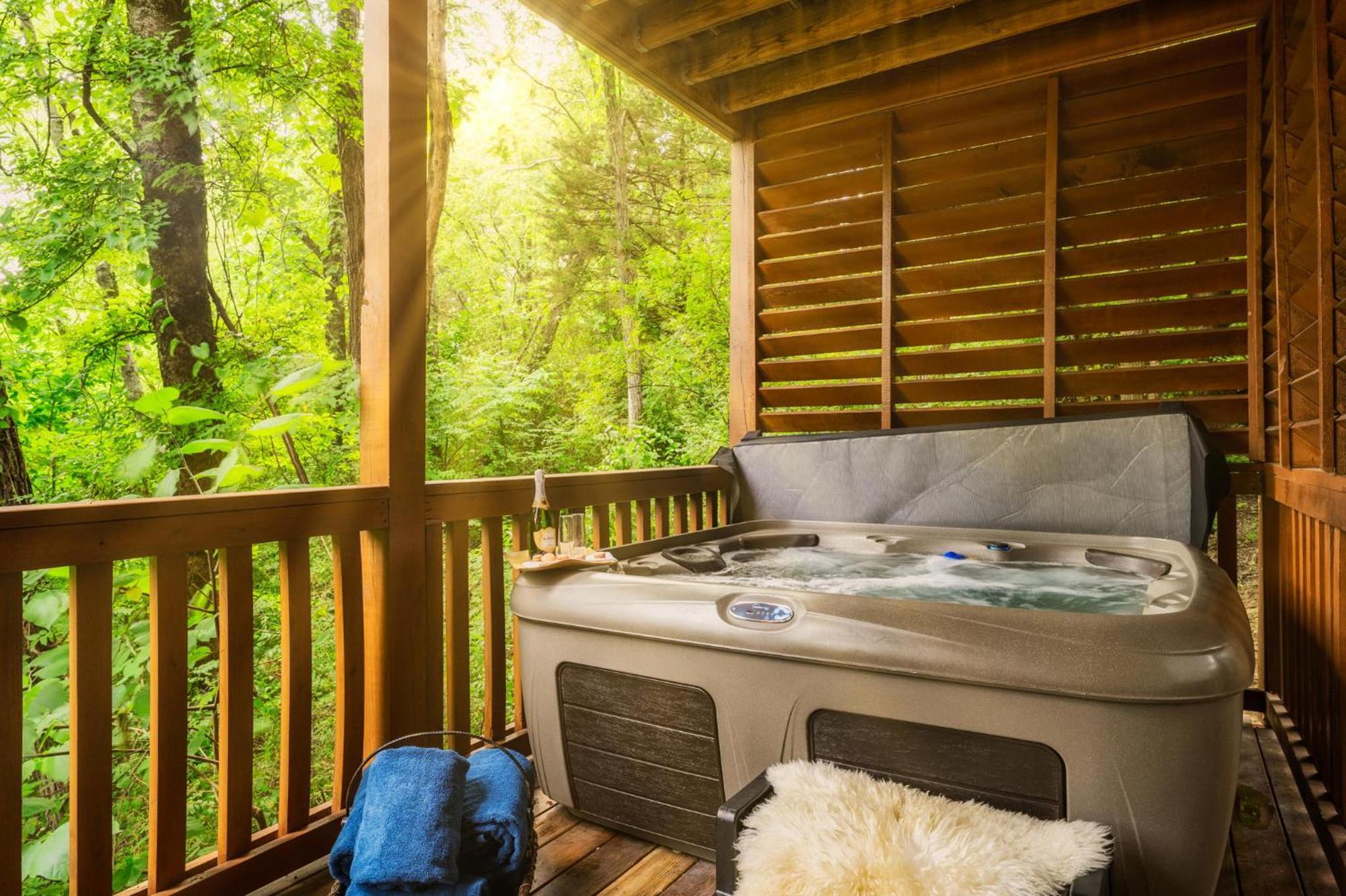 Alpine Resort Near Dollywood, Hot Tub, Game Room, Outdoor Pool, Fast Wifi พิเจนฟอร์จ ภายนอก รูปภาพ