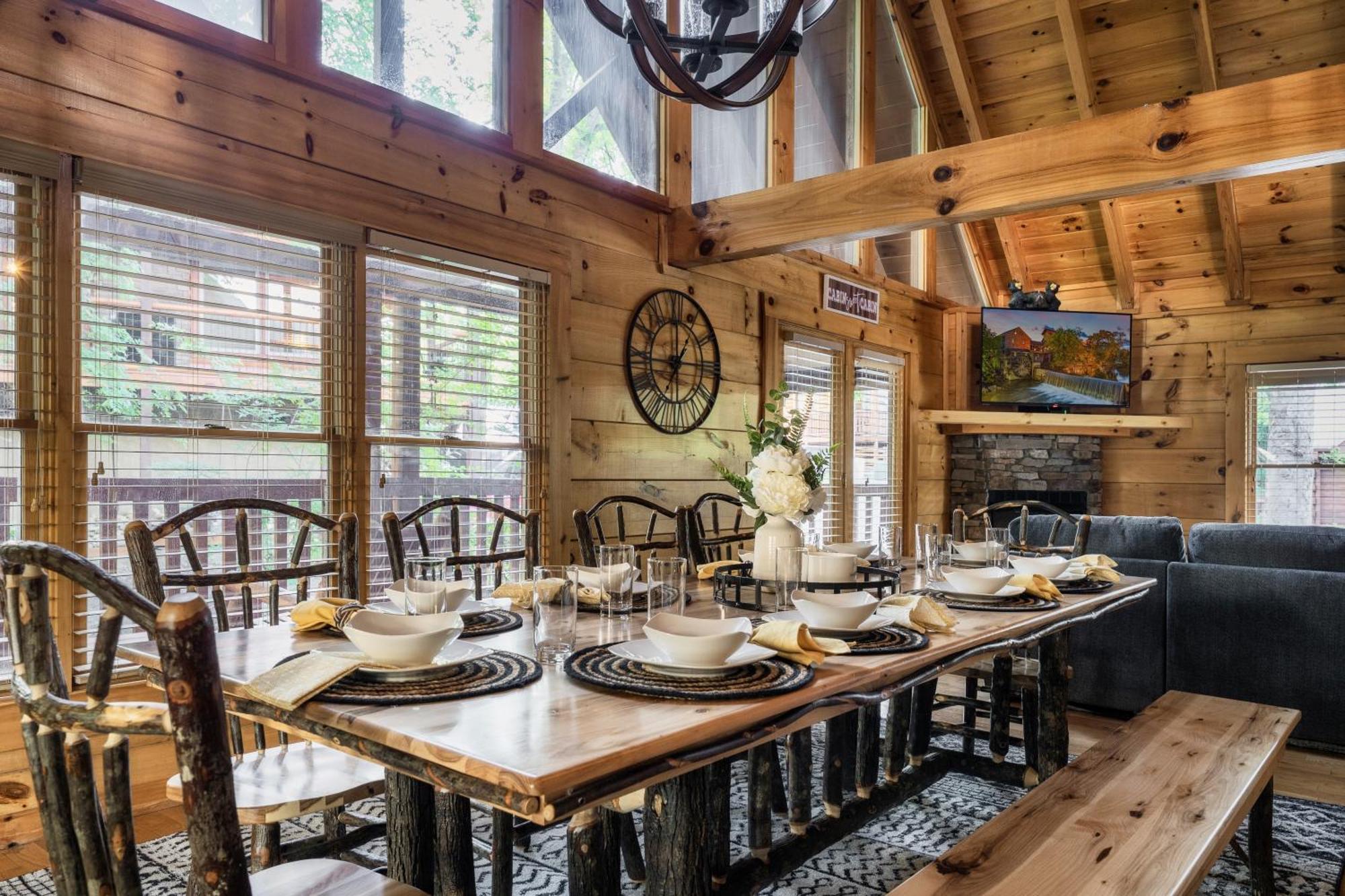 Alpine Resort Near Dollywood, Hot Tub, Game Room, Outdoor Pool, Fast Wifi พิเจนฟอร์จ ภายนอก รูปภาพ